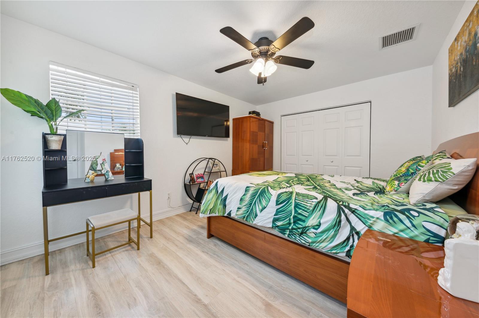 CANYON LAKES 6 - Residential
