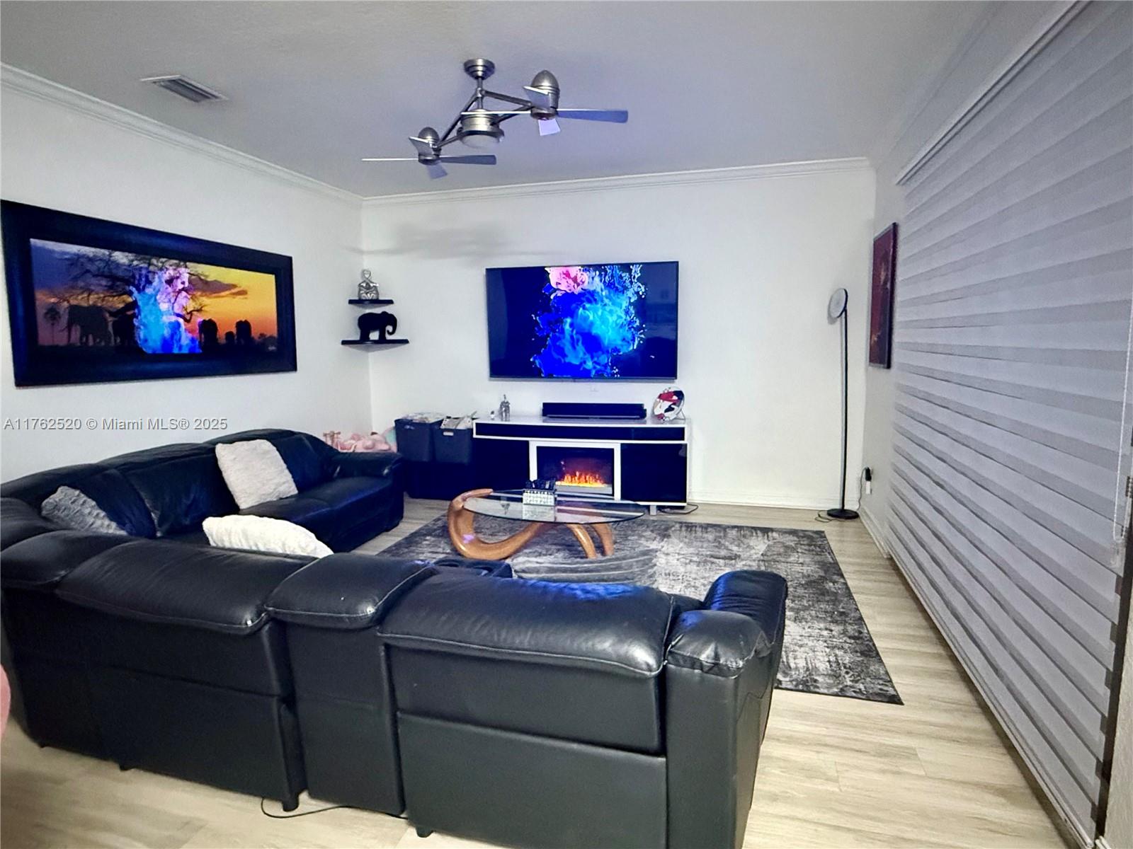 CANYON LAKES 6 - Residential
