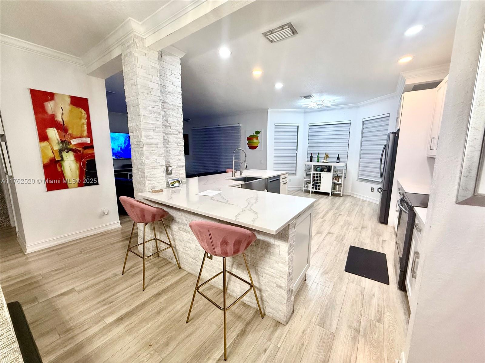 CANYON LAKES 6 - Residential