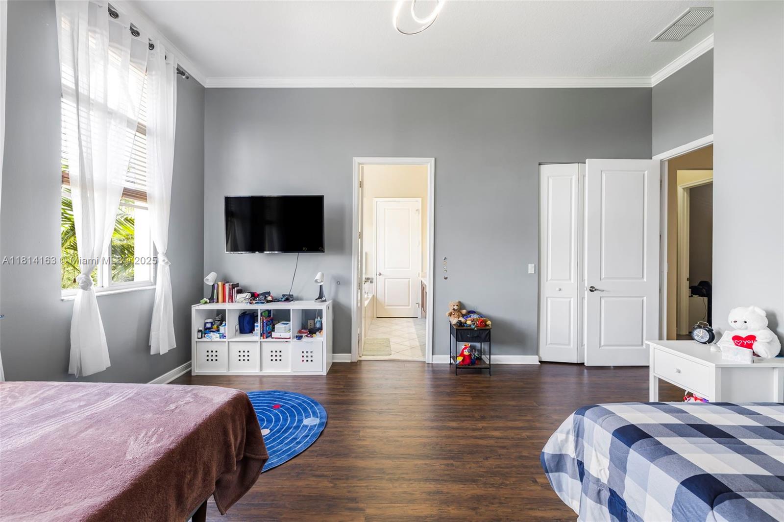 VILLA CASTILLE CONDO - Residential