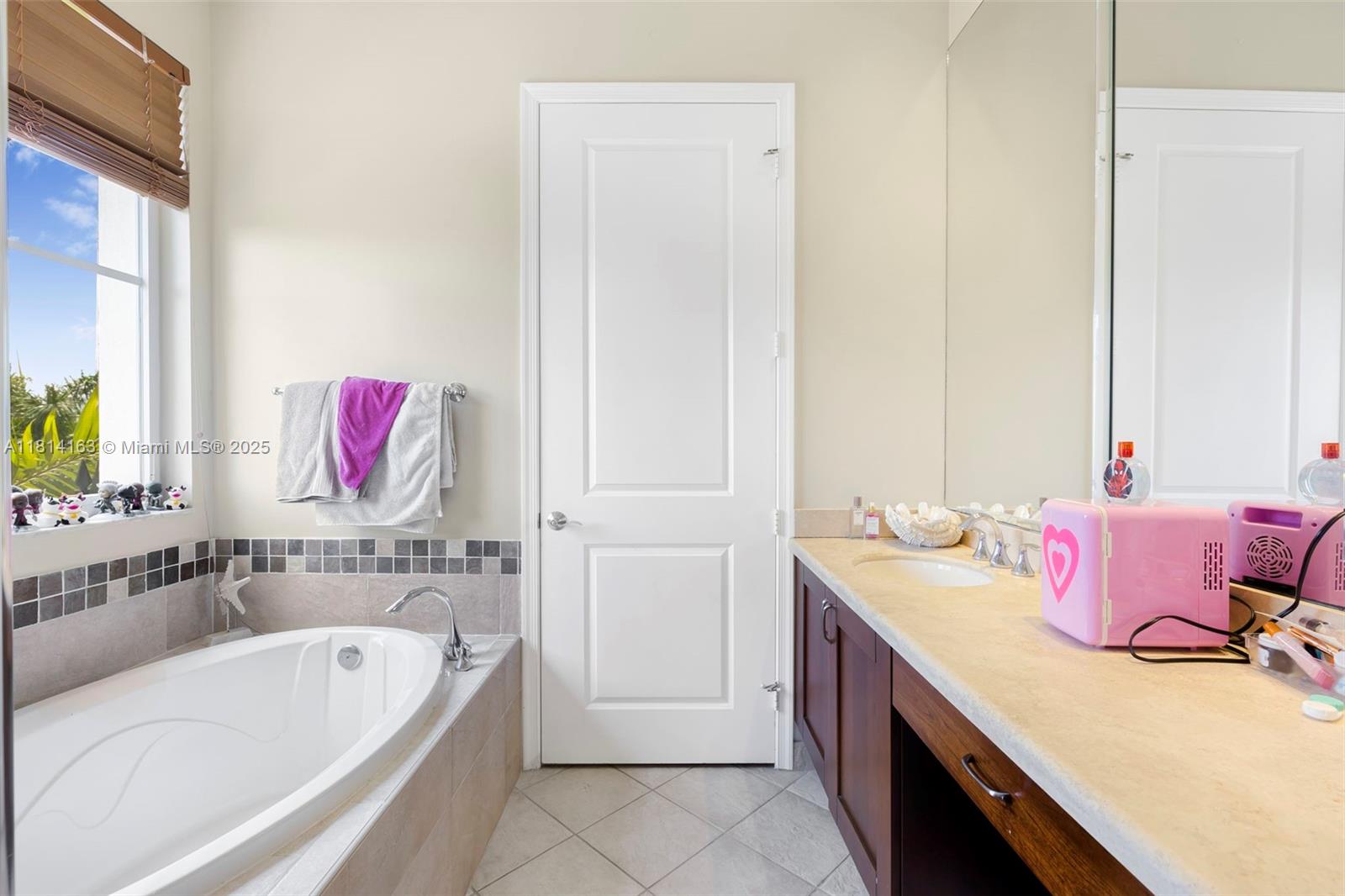 VILLA CASTILLE CONDO - Residential