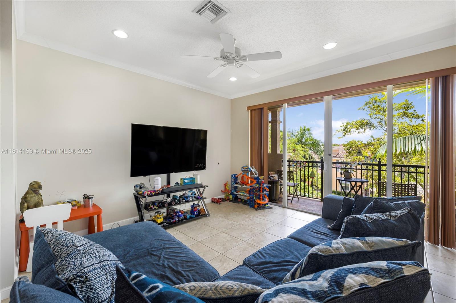 VILLA CASTILLE CONDO - Residential