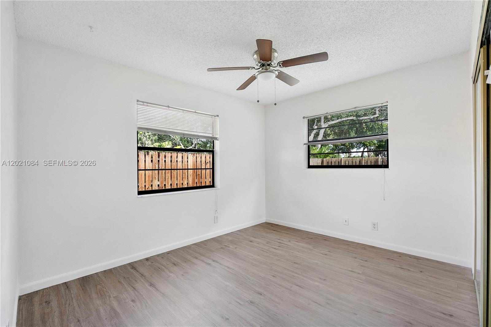 CYPRESS GLEN - Residential