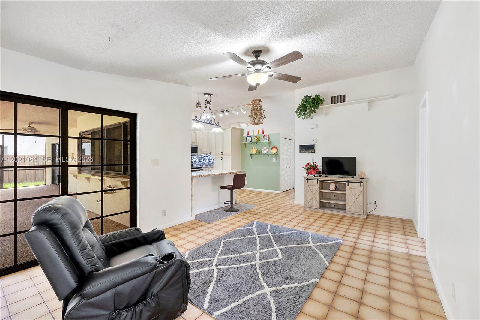 CYPRESS GLEN - Residential