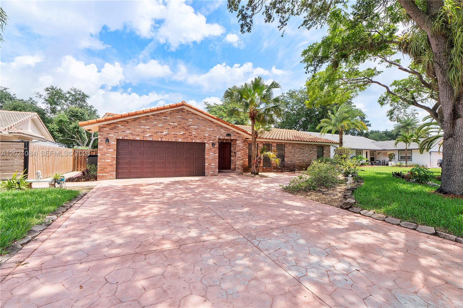 CYPRESS GLEN - Residential