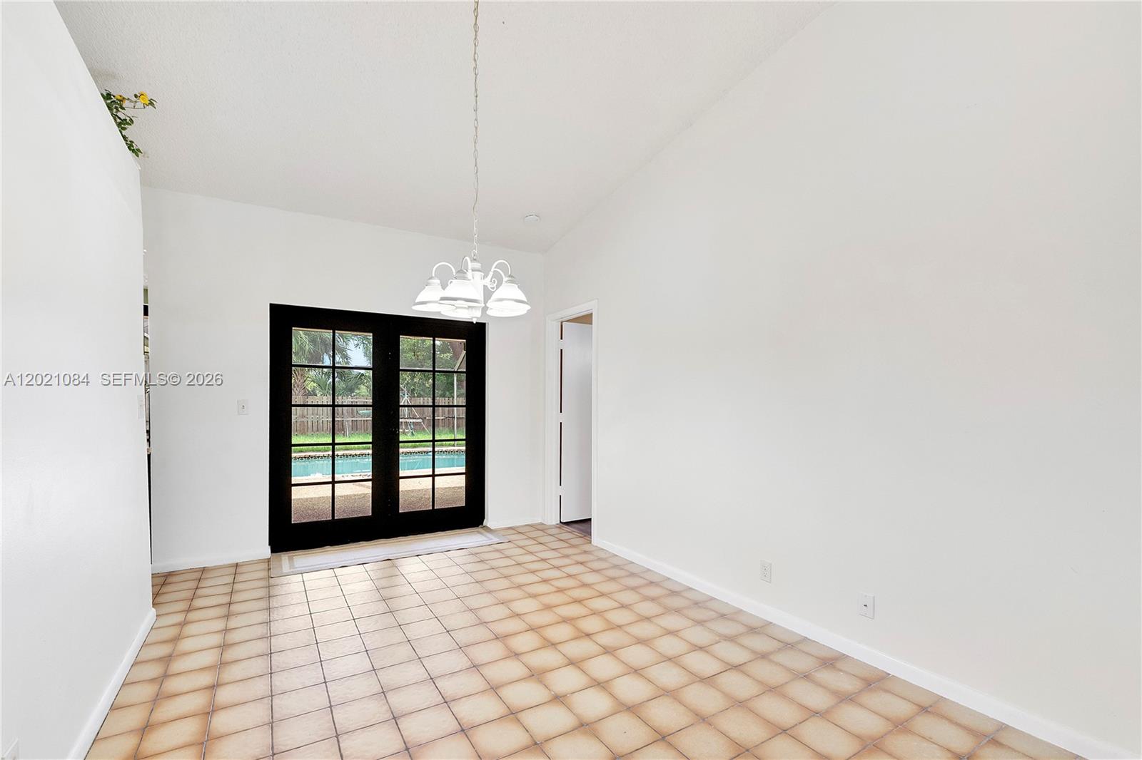 CYPRESS GLEN - Residential