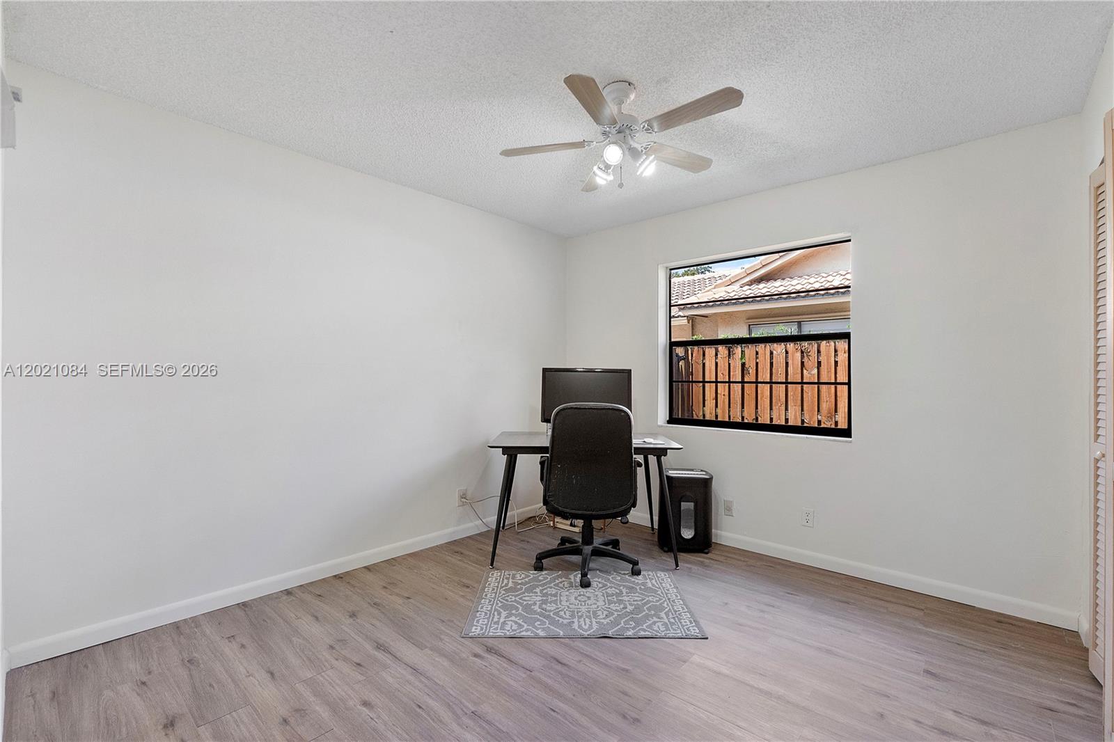 CYPRESS GLEN - Residential