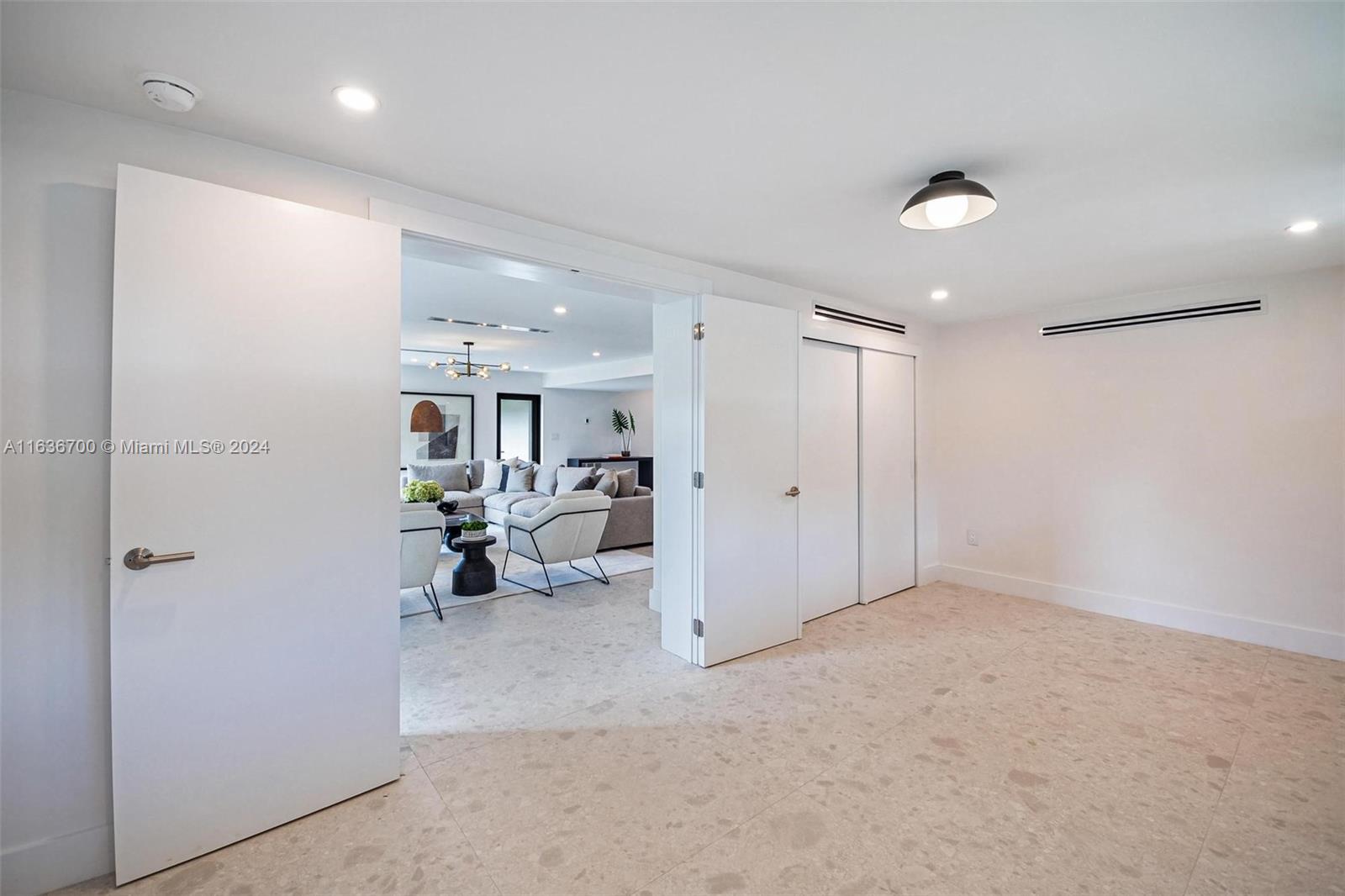 MIAMI SHORES SEC 2 - Residential