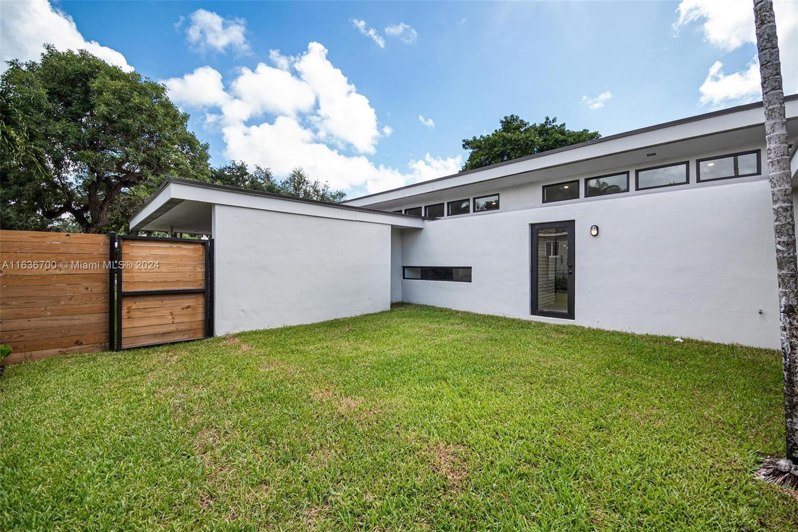 MIAMI SHORES SEC 2 - Residential