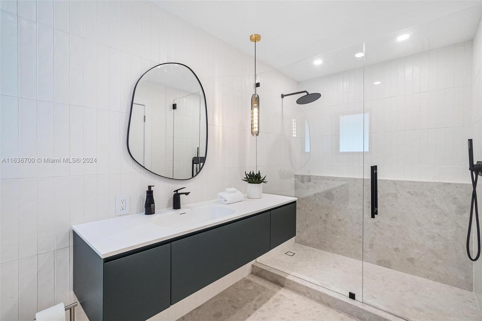 MIAMI SHORES SEC 2 - Residential