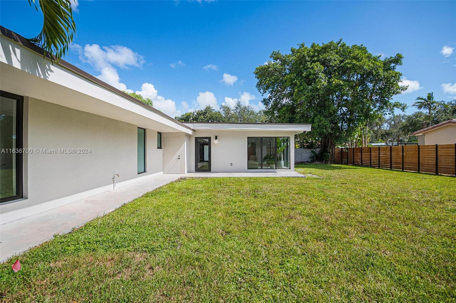 MIAMI SHORES SEC 2 - Residential