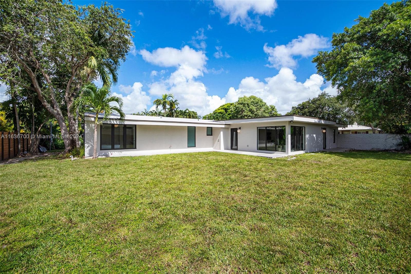 MIAMI SHORES SEC 2 - Residential