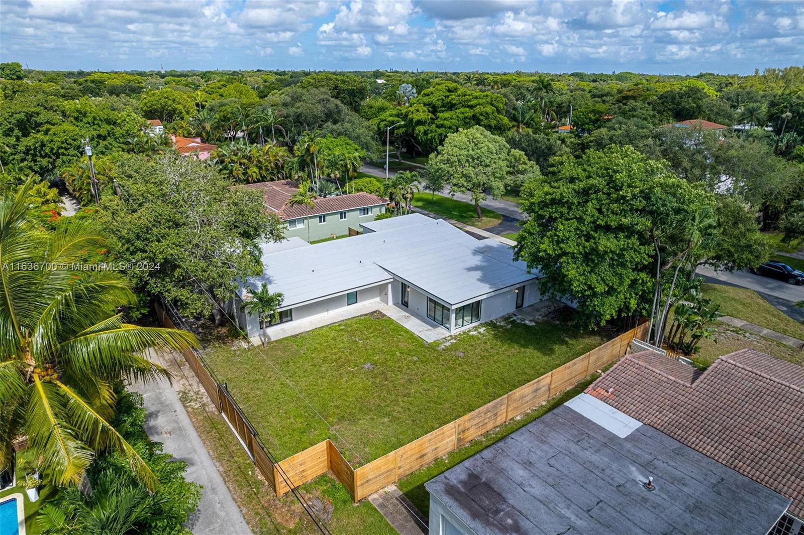 MIAMI SHORES SEC 2 - Residential