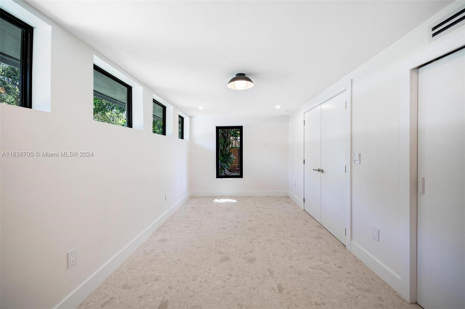 MIAMI SHORES SEC 2 - Residential