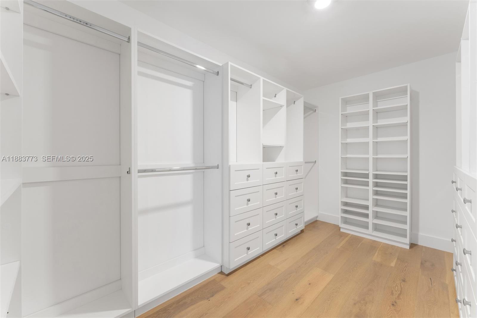 CORAL BAY SEC B - Residential