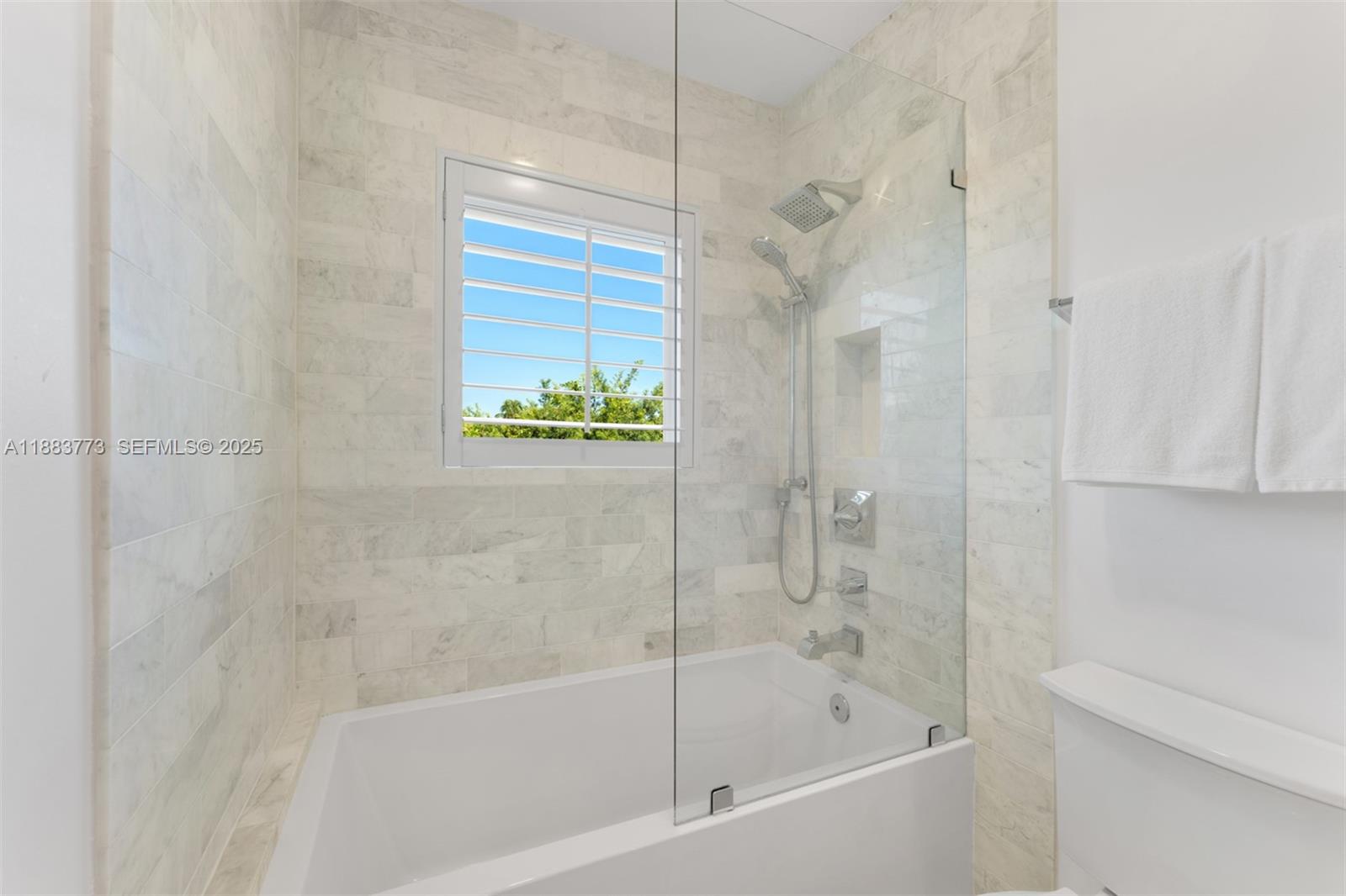 CORAL BAY SEC B - Residential