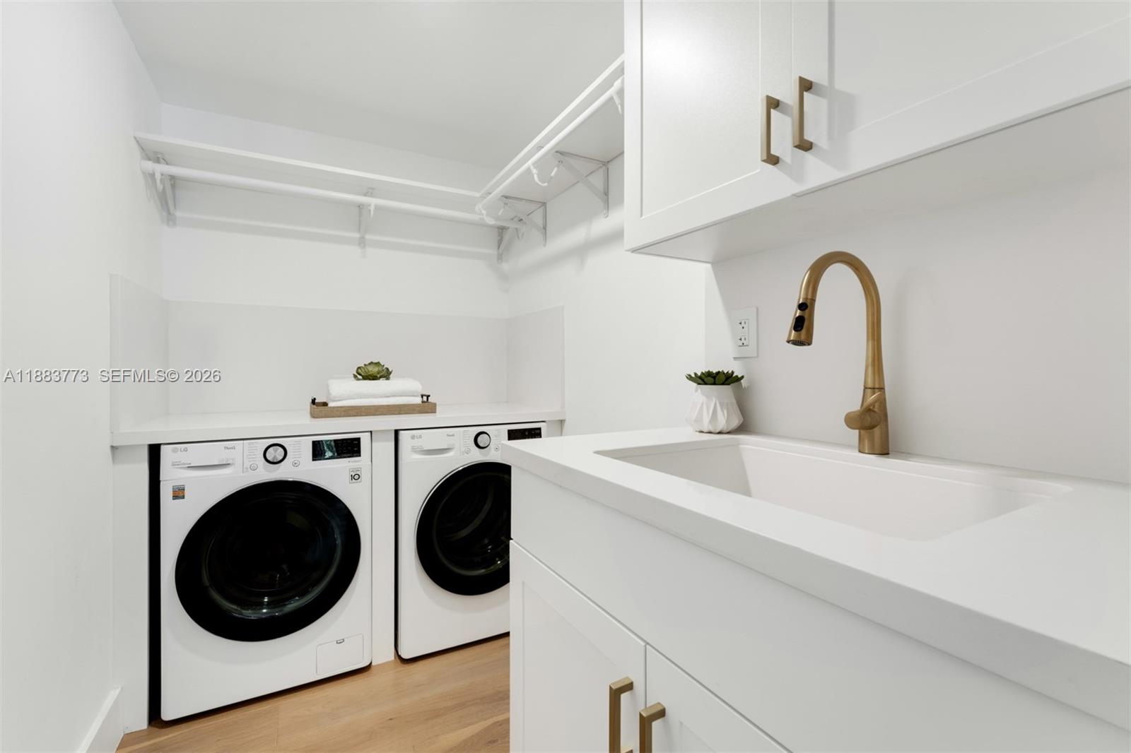 CORAL BAY SEC B - Residential