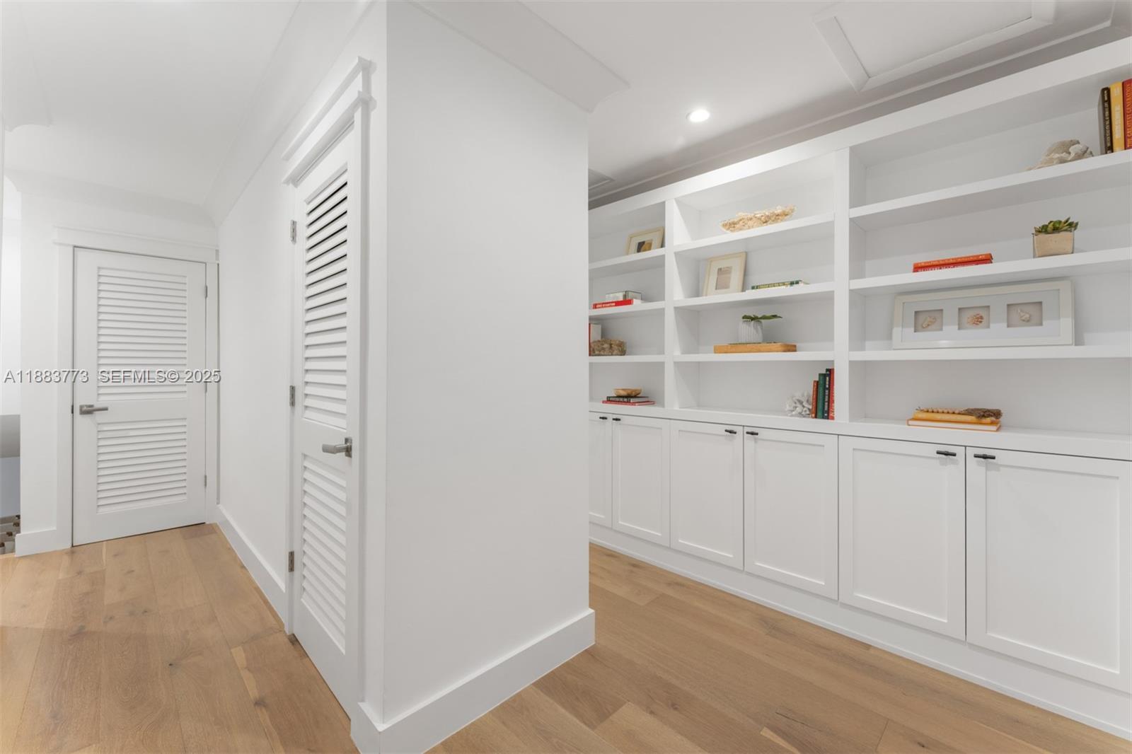 CORAL BAY SEC B - Residential