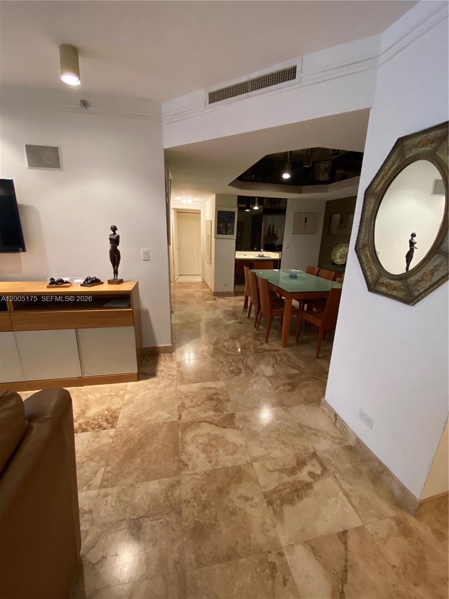 TERRACES NORTH TURNBERRY - Residential