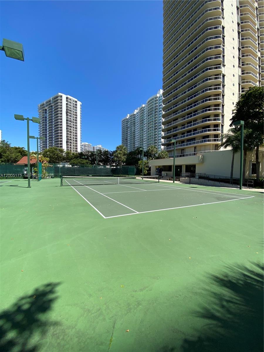 TERRACES NORTH TURNBERRY - Residential