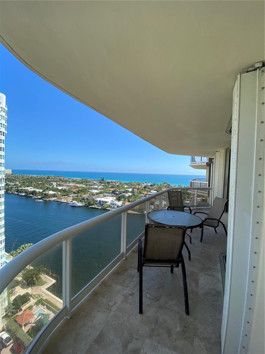 TERRACES NORTH TURNBERRY - Residential