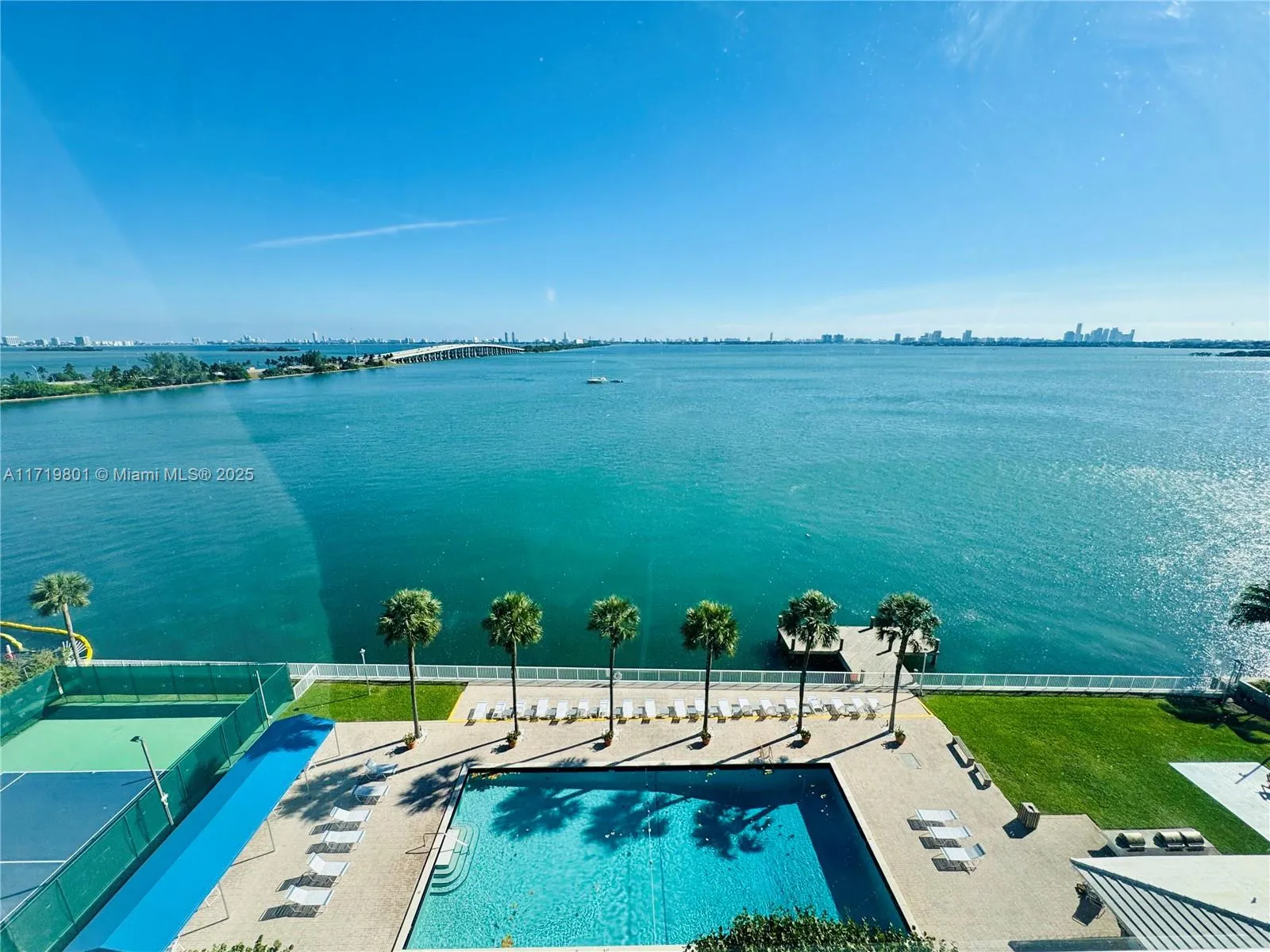 Miami, Florida 33137, United States, 1 Bedroom Bedrooms, ,1 BathroomBathrooms,Residential,Pending,20305
