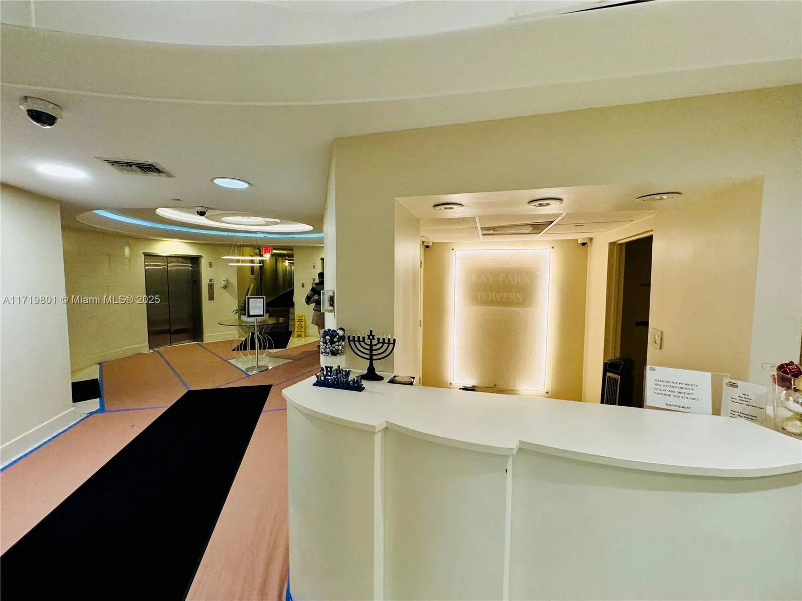 Miami, Florida 33137, United States, 1 Bedroom Bedrooms, ,1 BathroomBathrooms,Residential,Pending,20305