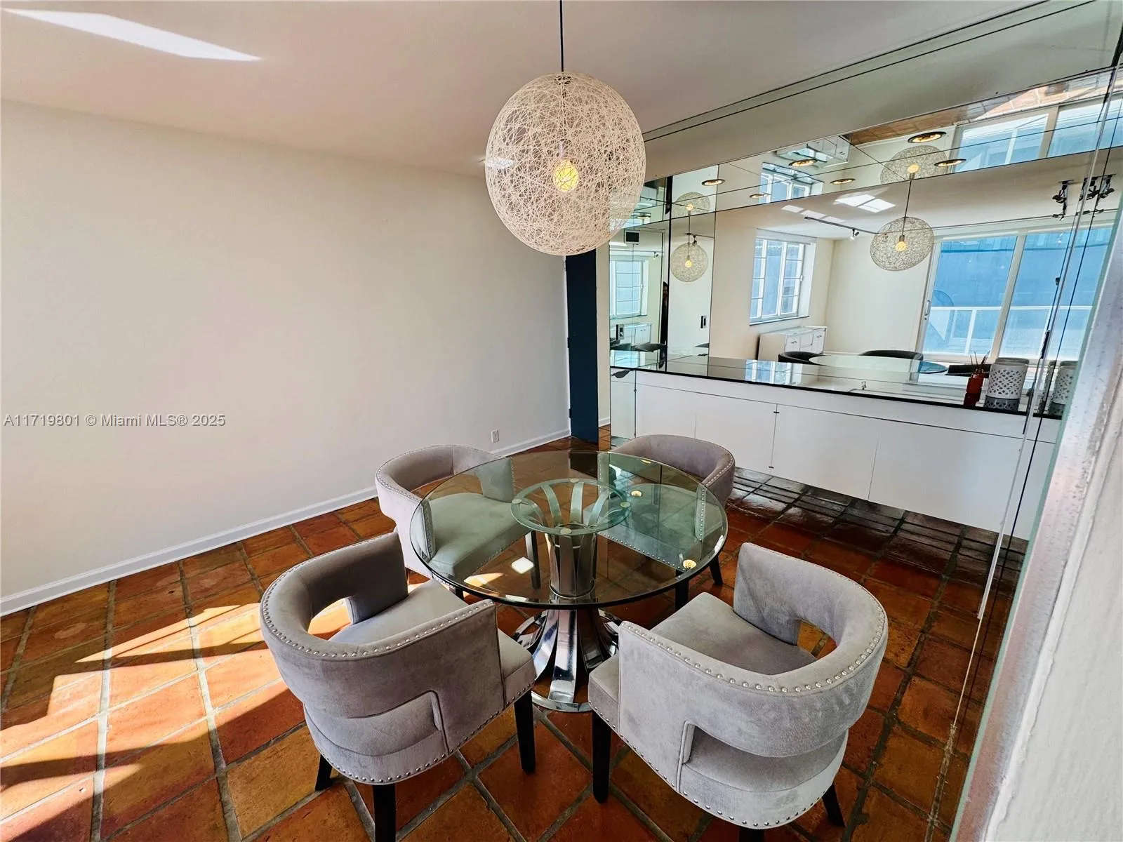 Miami, Florida 33137, United States, 1 Bedroom Bedrooms, ,1 BathroomBathrooms,Residential,Pending,20305