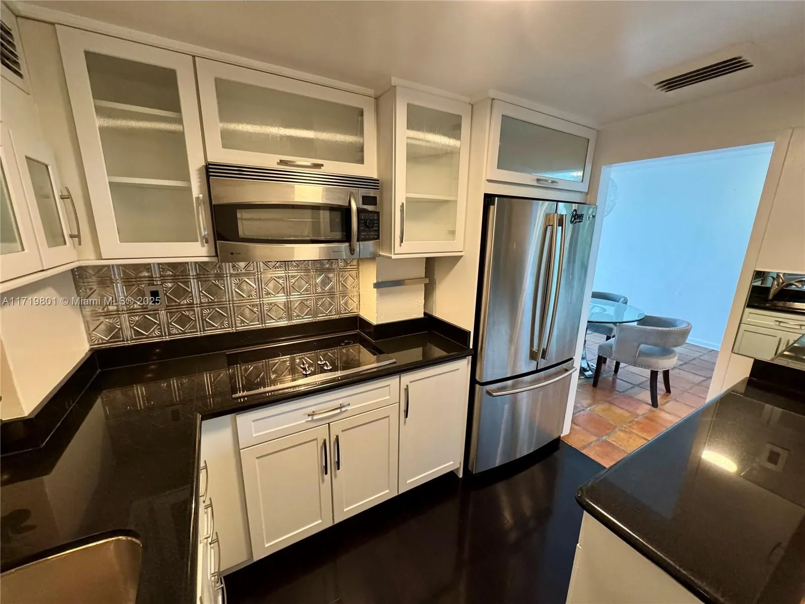 Miami, Florida 33137, United States, 1 Bedroom Bedrooms, ,1 BathroomBathrooms,Residential,Pending,20305