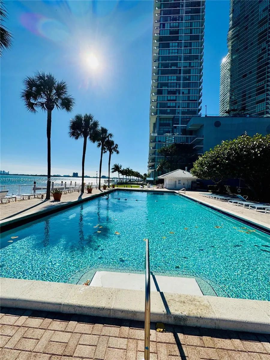 Miami, Florida 33137, United States, 1 Bedroom Bedrooms, ,1 BathroomBathrooms,Residential,Pending,20305