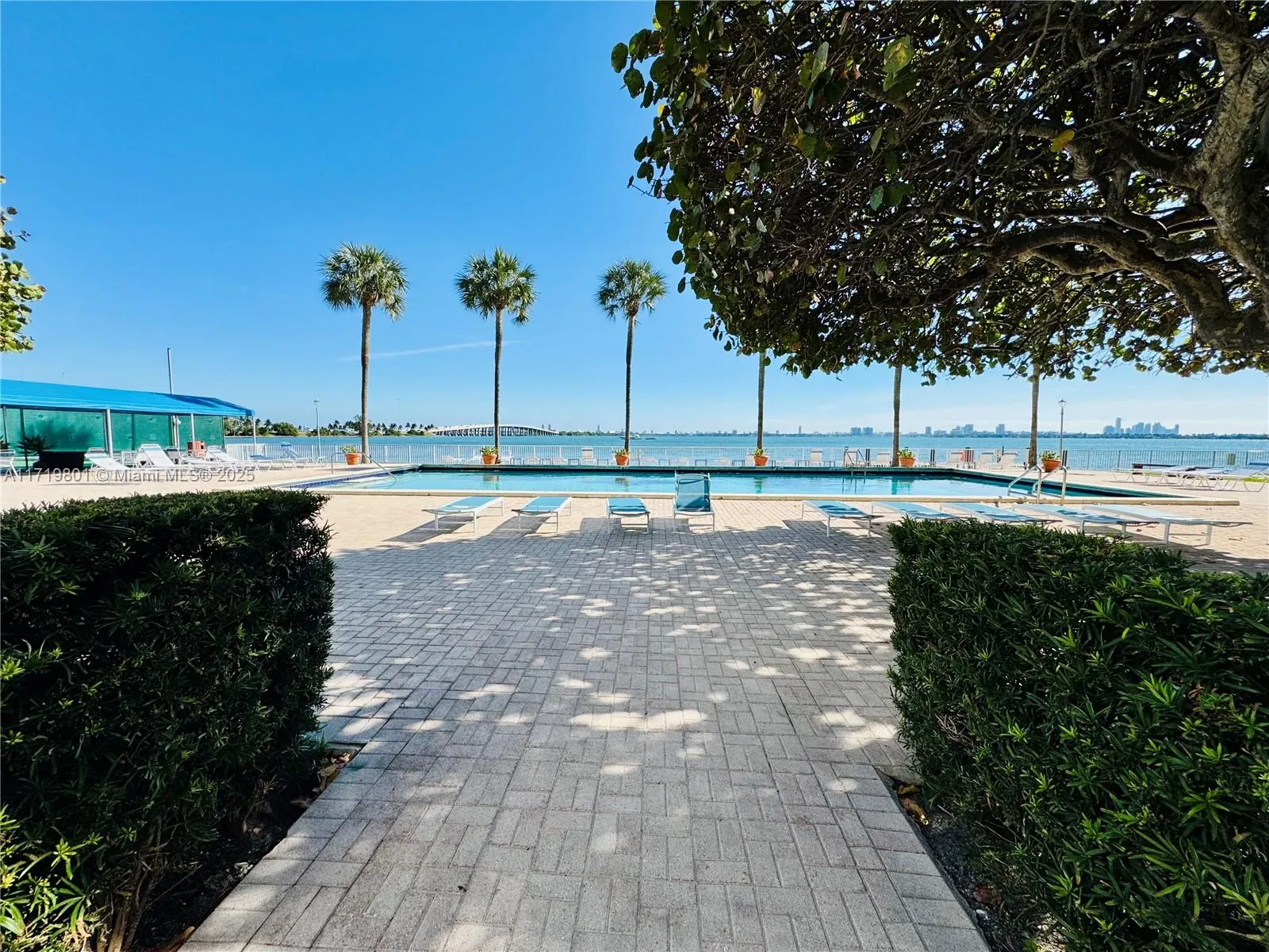 Miami, Florida 33137, United States, 1 Bedroom Bedrooms, ,1 BathroomBathrooms,Residential,Pending,20305