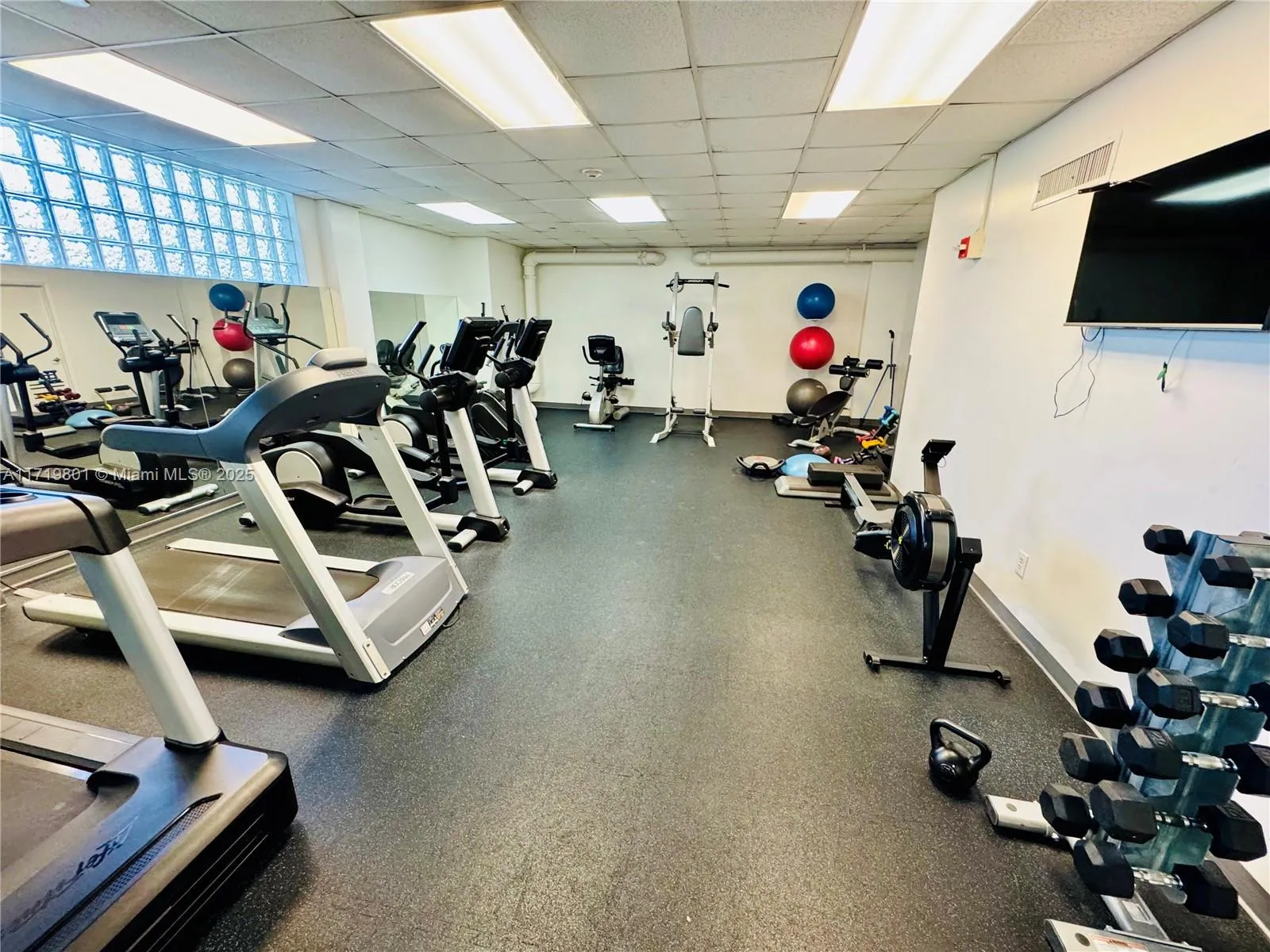 Miami, Florida 33137, United States, 1 Bedroom Bedrooms, ,1 BathroomBathrooms,Residential,Pending,20305