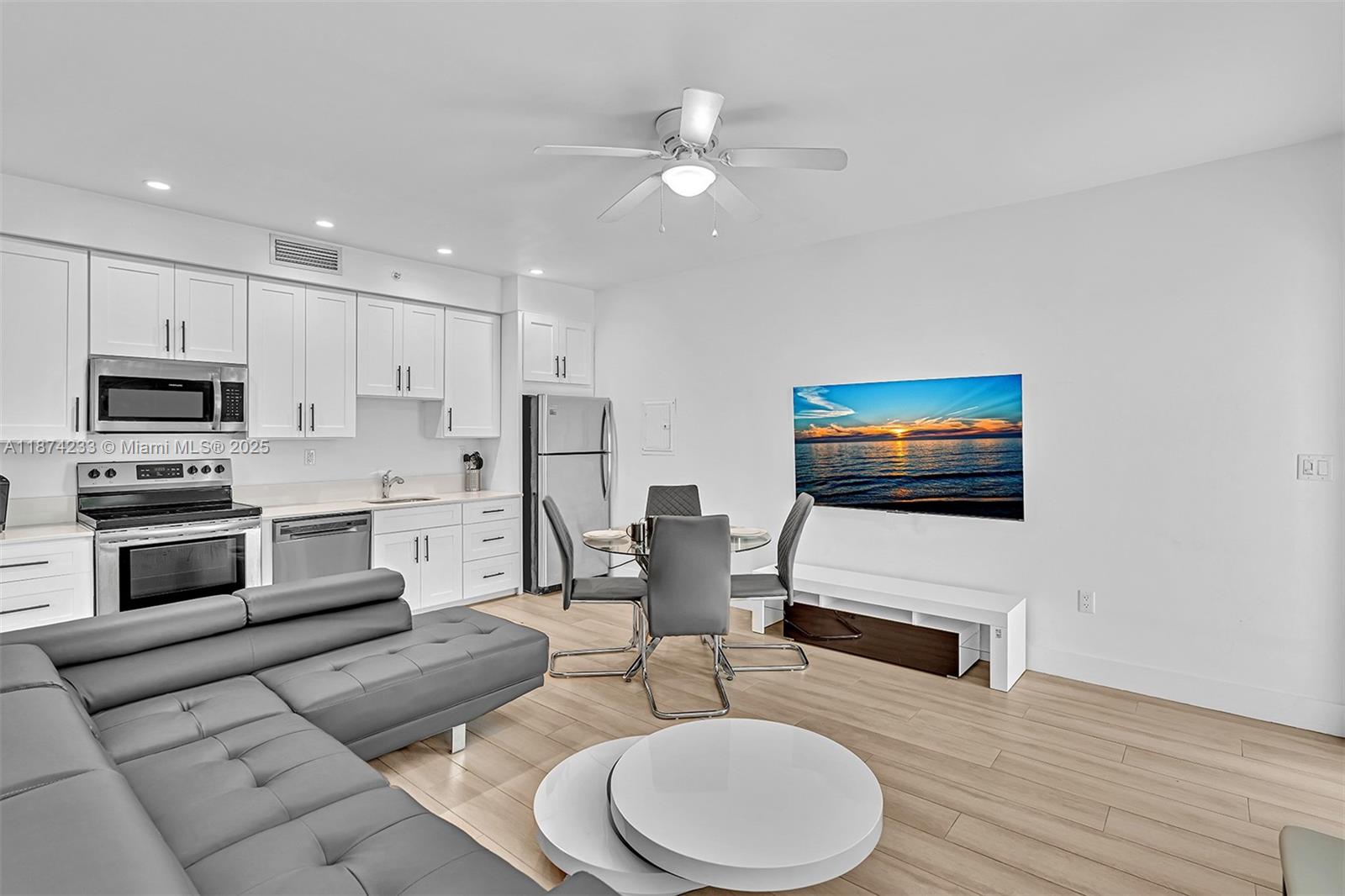 LENOX MANOR - Residential Lease