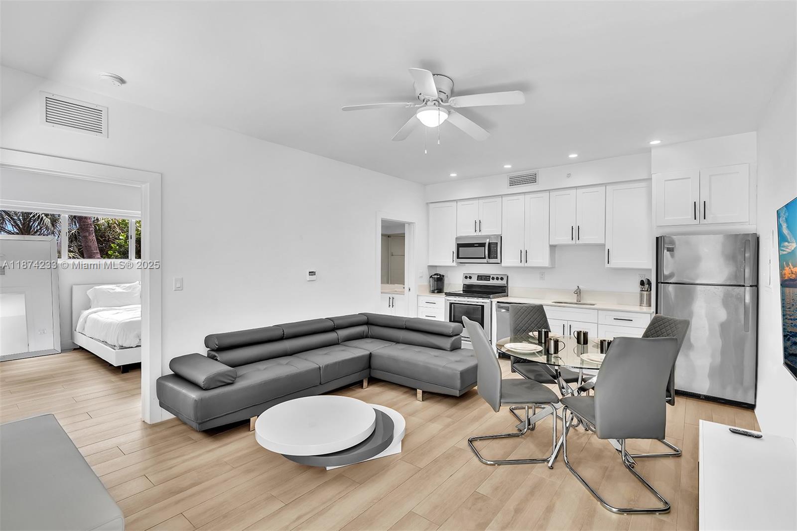 LENOX MANOR - Residential Lease