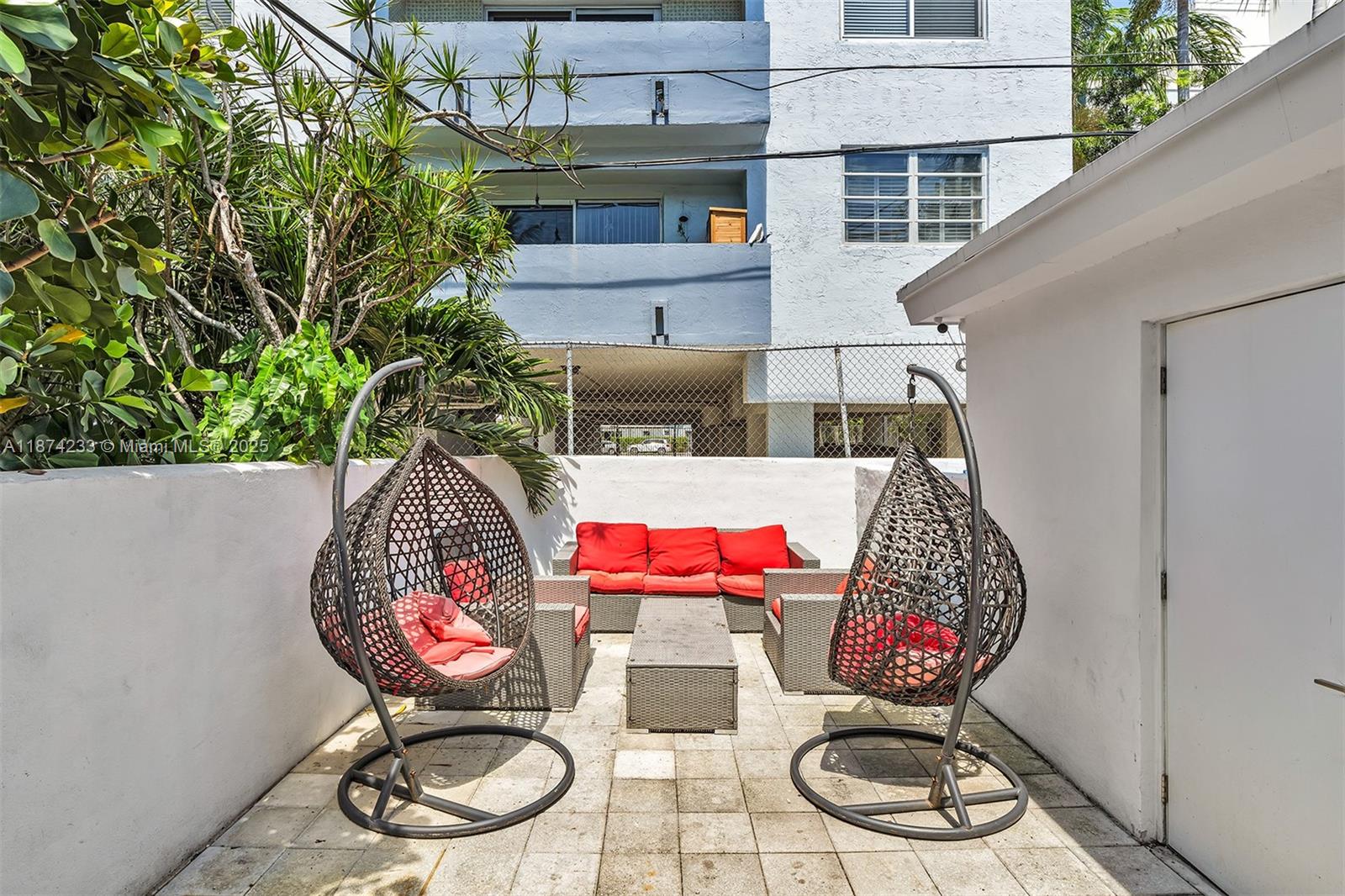 LENOX MANOR - Residential Lease