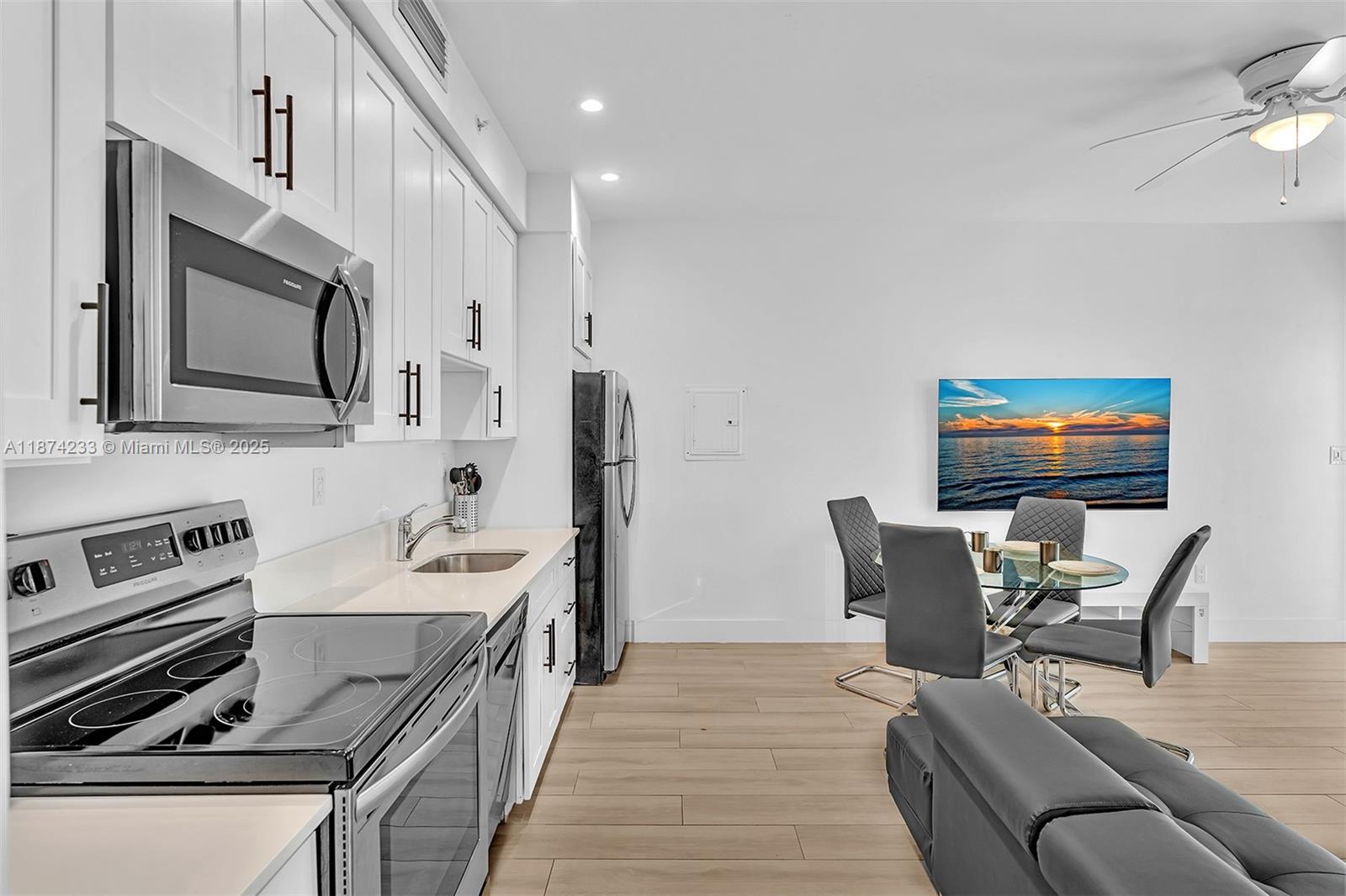 LENOX MANOR - Residential Lease