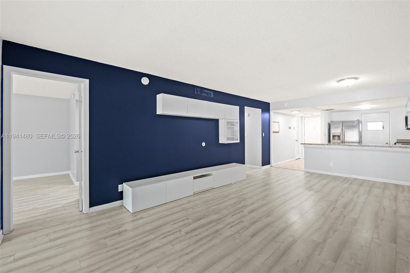 2302 S Cypress Bend Dr 210