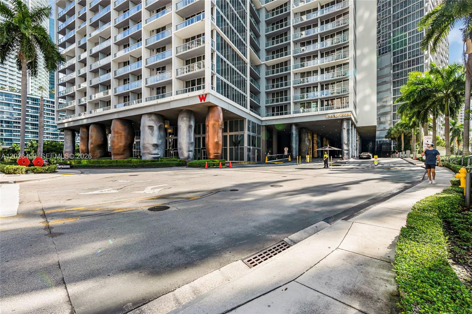 475 Brickell Ave 3513
