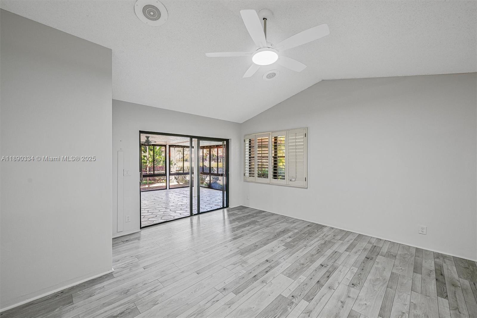 CRYSTAL POINTE 3 - Residential Lease