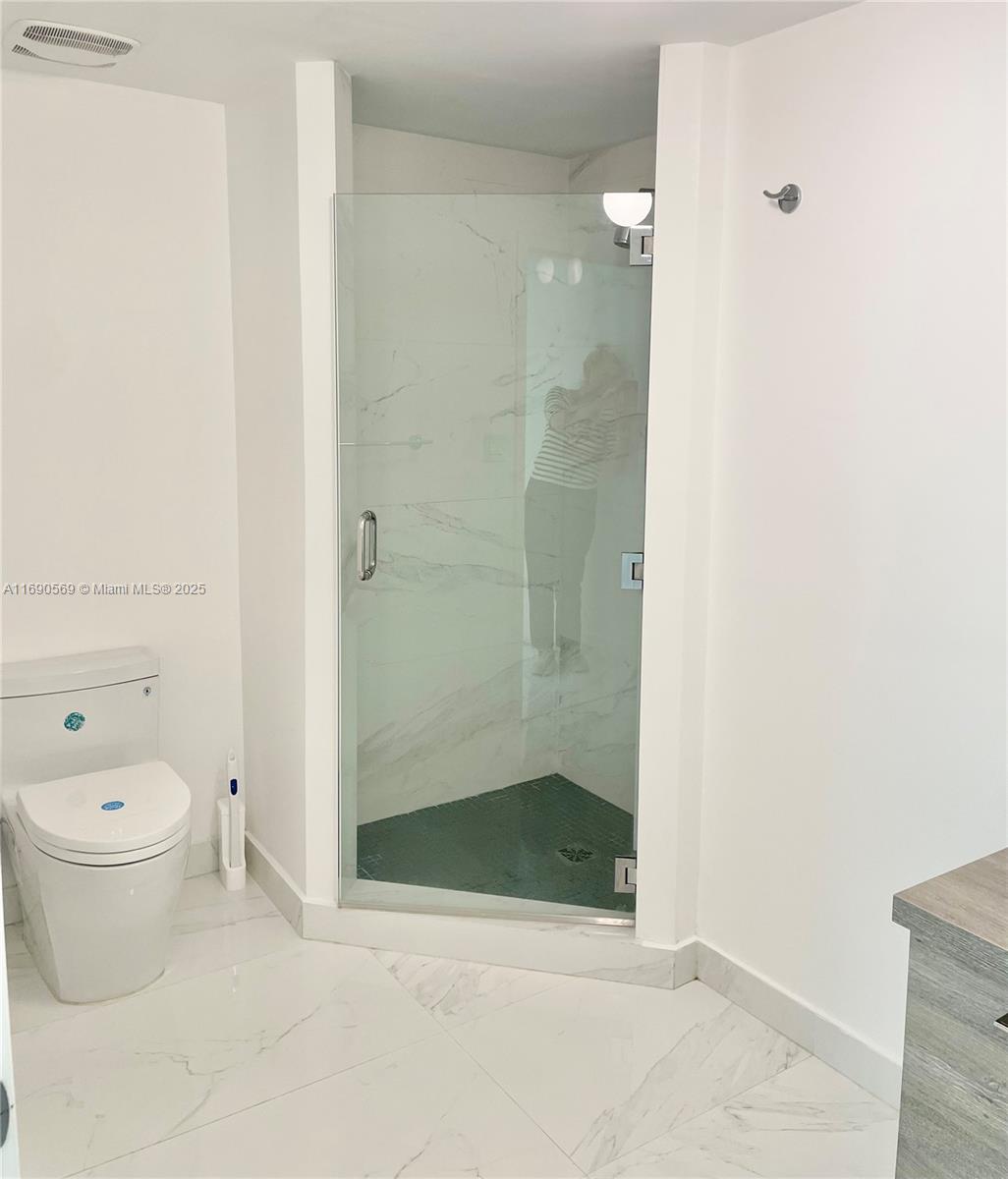 400 SUNNY ISLES CONDO WES - Residential