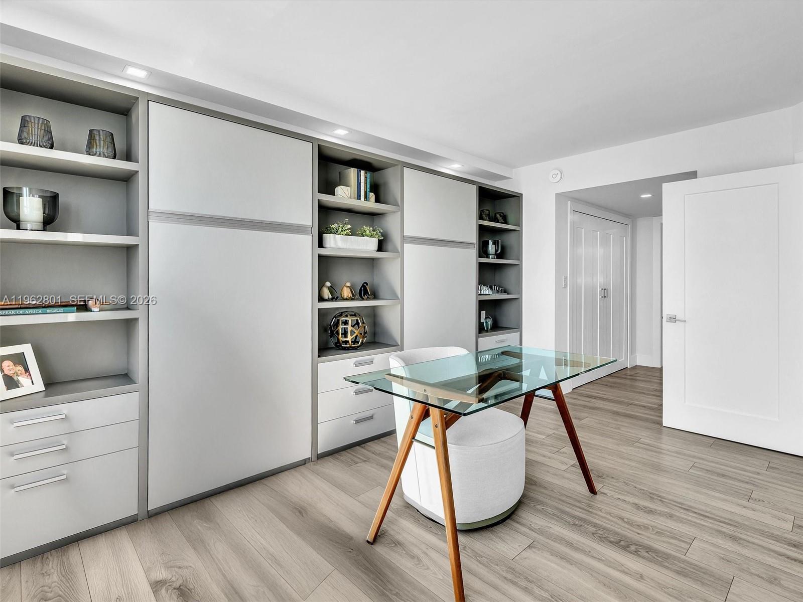 THE MARK ON BRICKELL COND - Residential