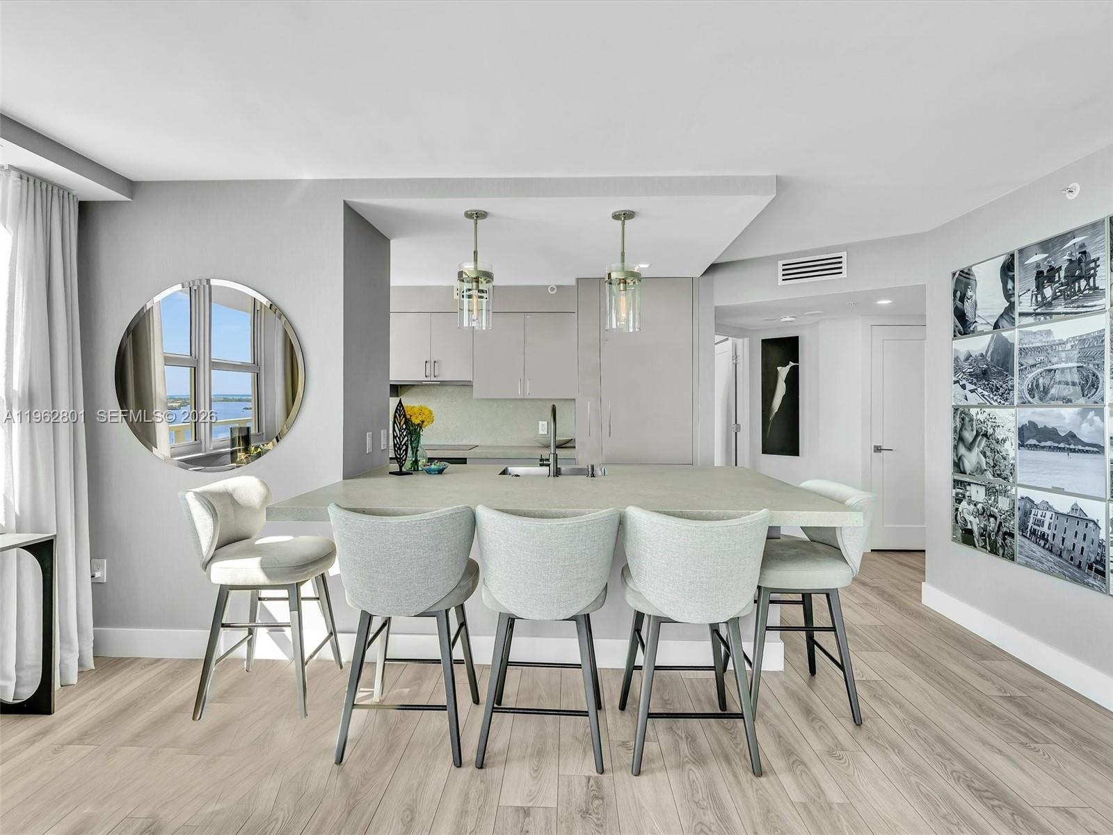 THE MARK ON BRICKELL COND - Residential