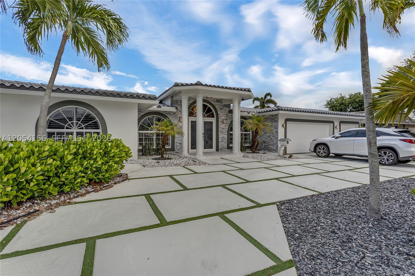 2920 NE 55th Pl