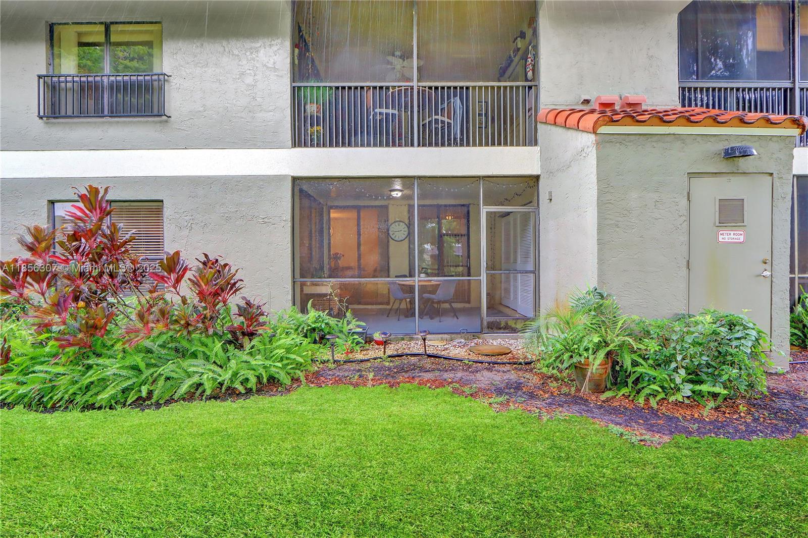 CENTERPOINTE CONDO - Residential