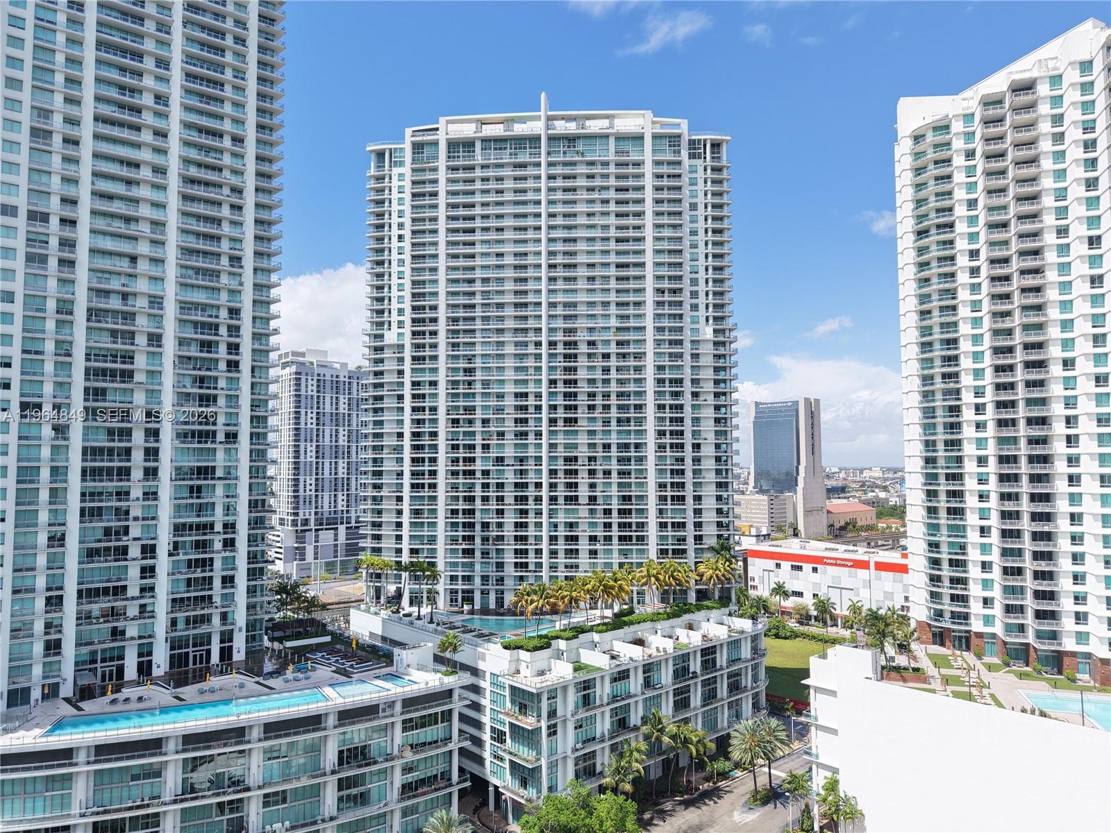 IVY CONDO - Residential