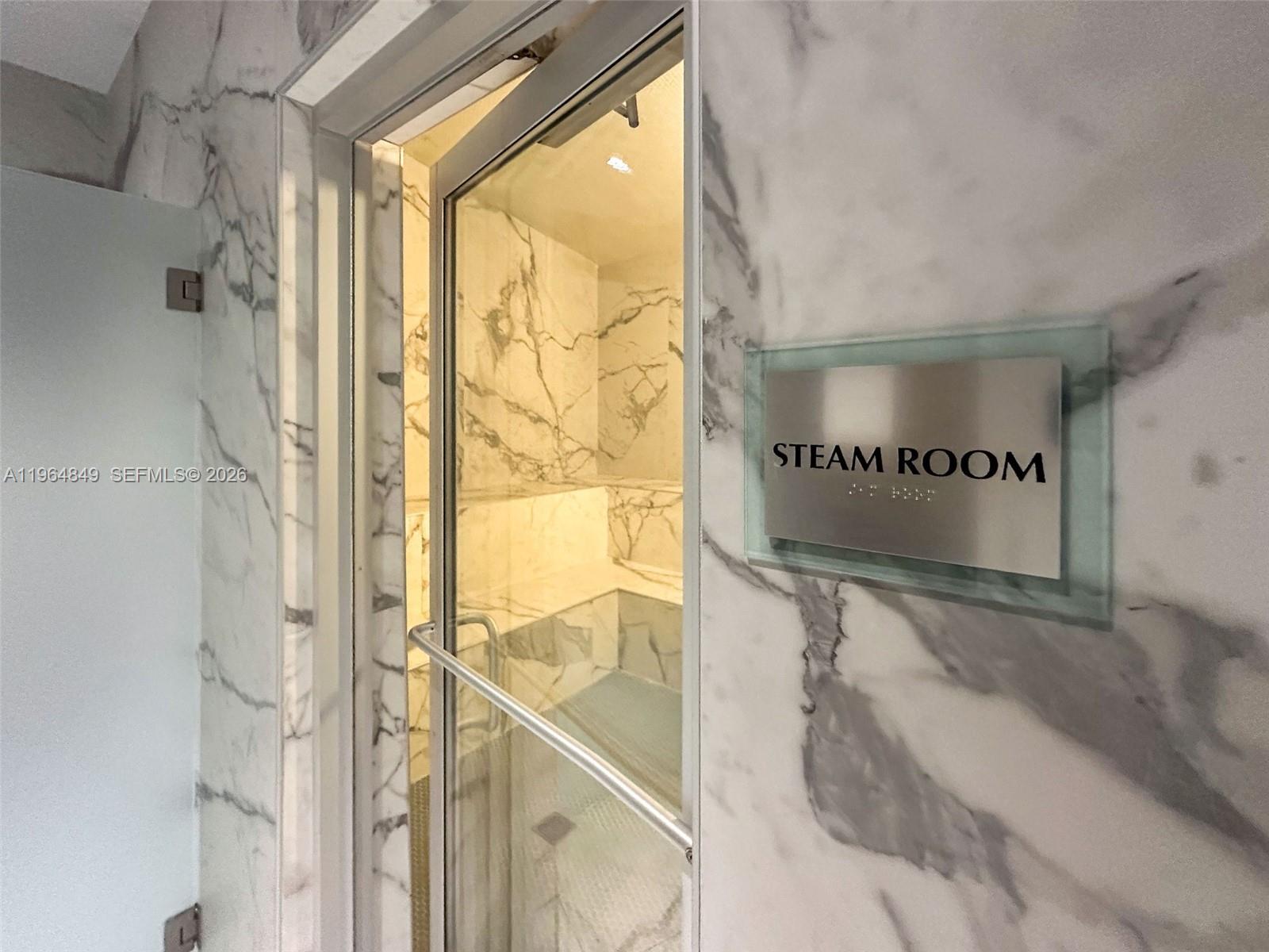 IVY CONDO - Residential