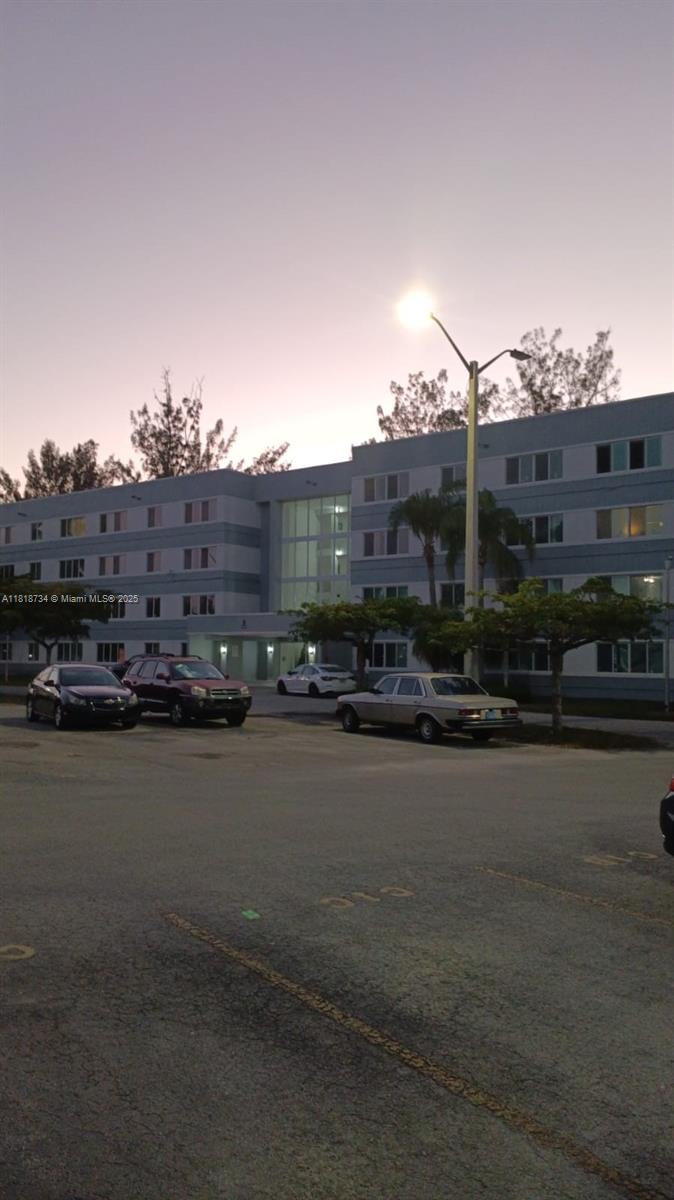 NARANJA LAKES CONDO NO 5 - Residential Lease