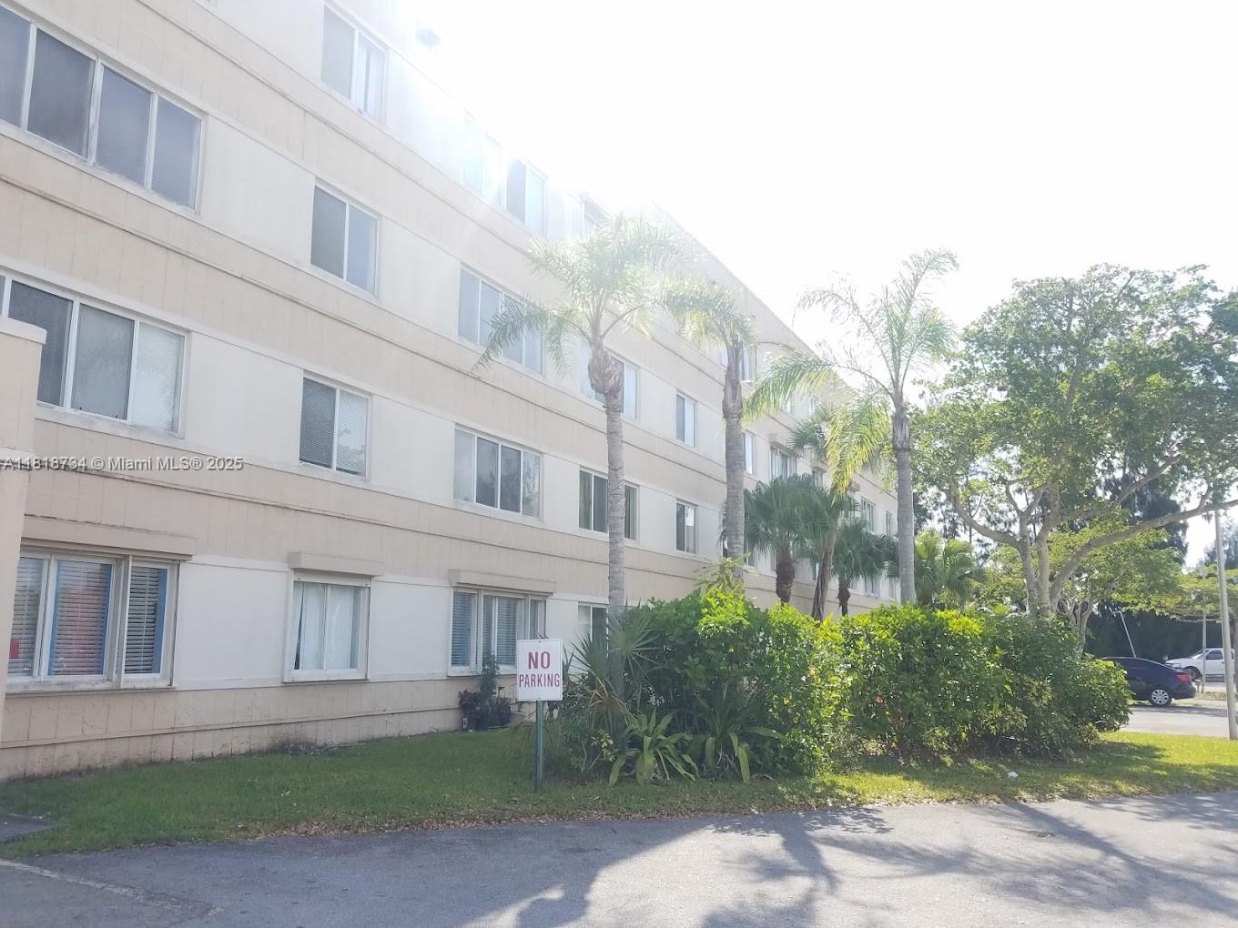 NARANJA LAKES CONDO NO 5 - Residential Lease