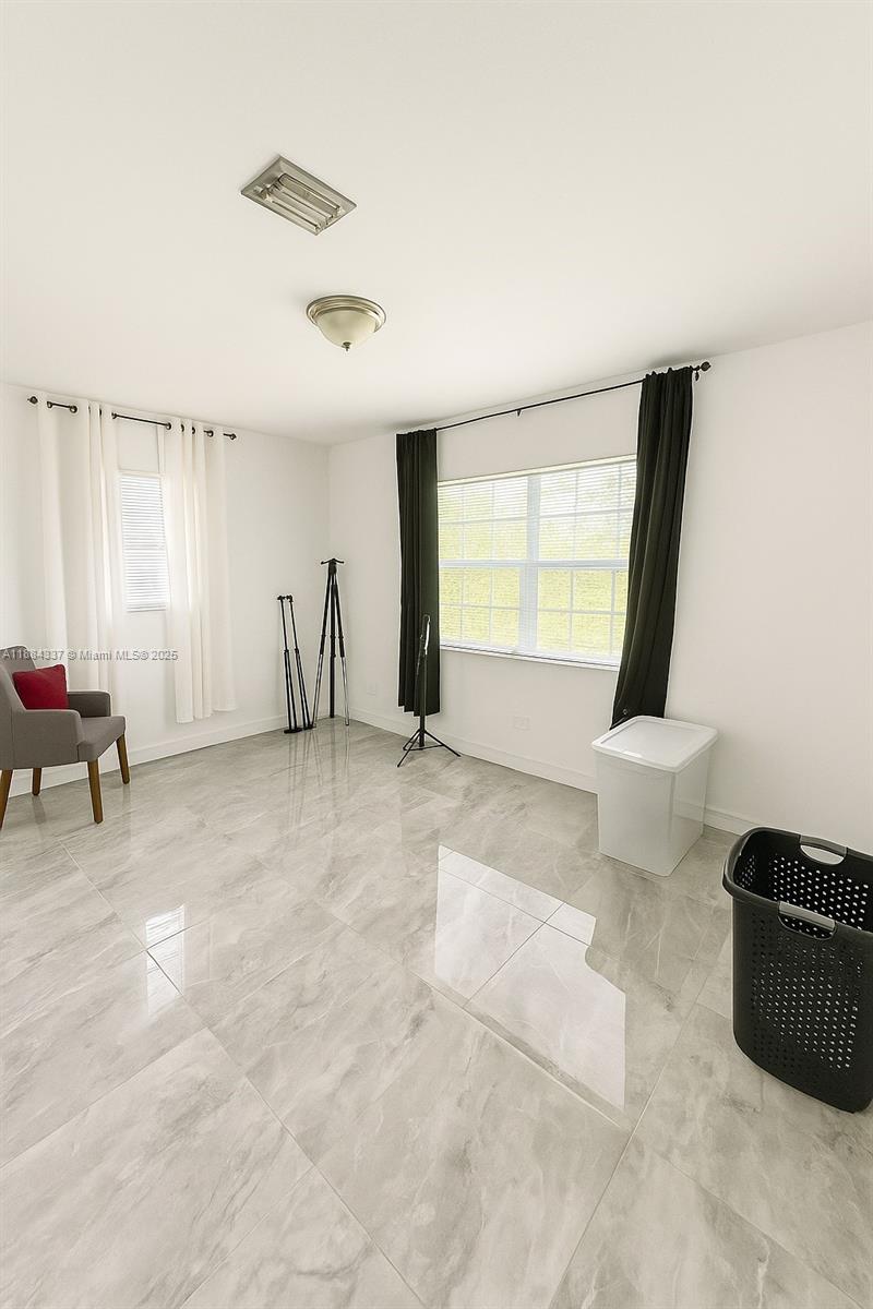 S CORAL HOMES SEC 3 - Residential