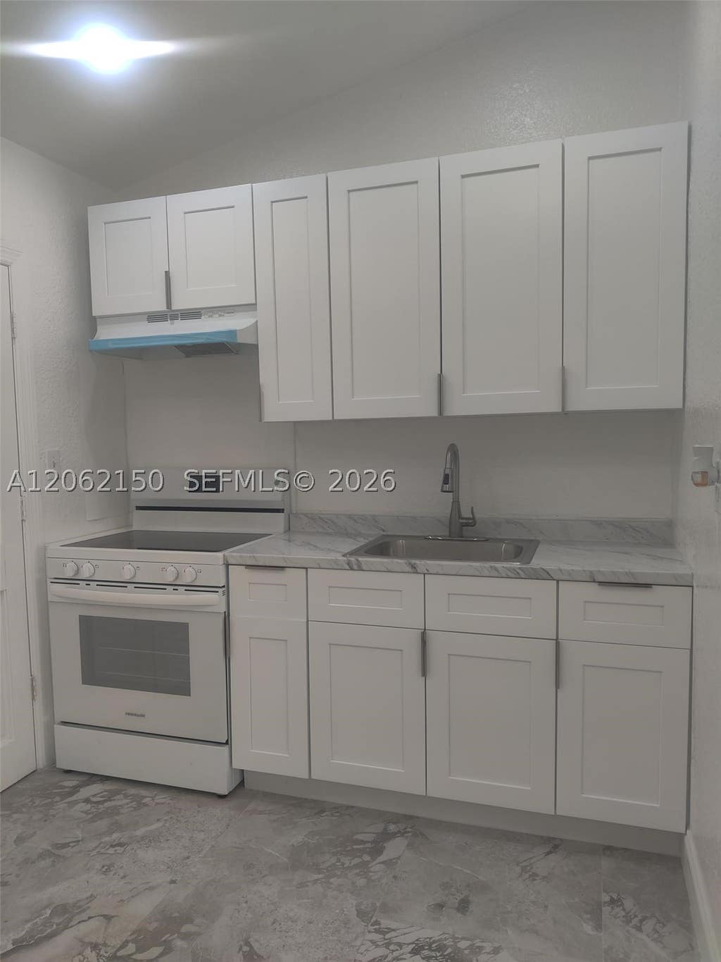 Photo of 709 NE 7th St #2, Delray Beach, FL 33483 (MLS # A12062150)